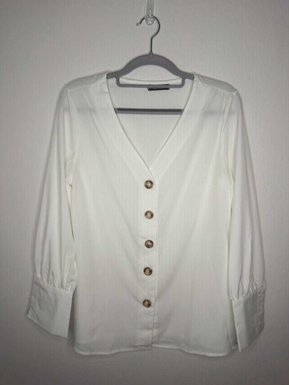 Home Collection White Button-Front V-Neck Blouse
